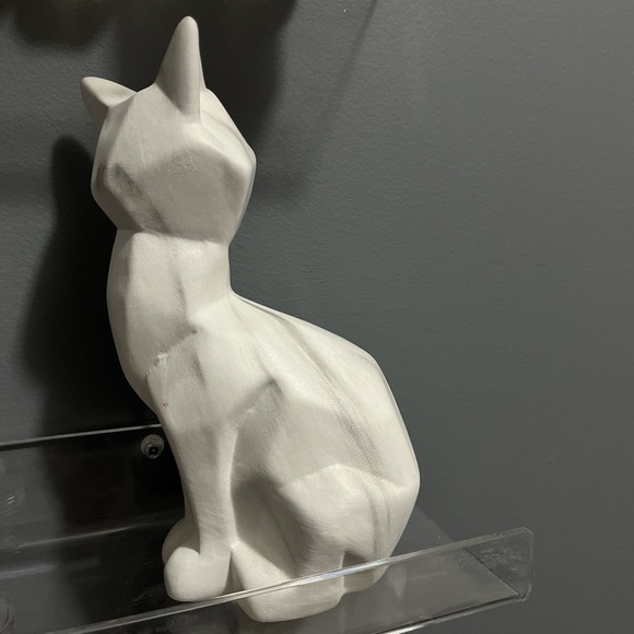 Cat statue decor - Picture 3 of 5
